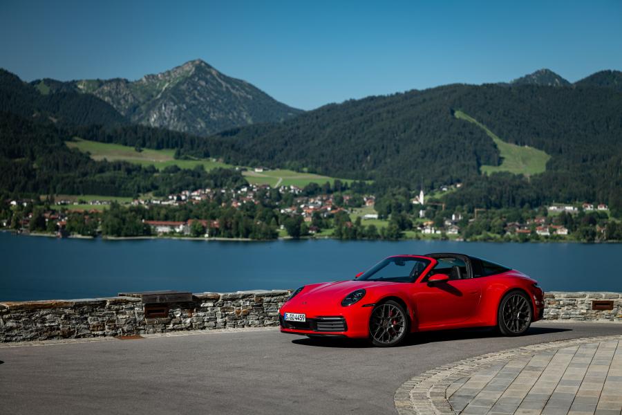  Porsche 911 Targa 4S (992) 2020 года  (WW) (фото 27 из 43)